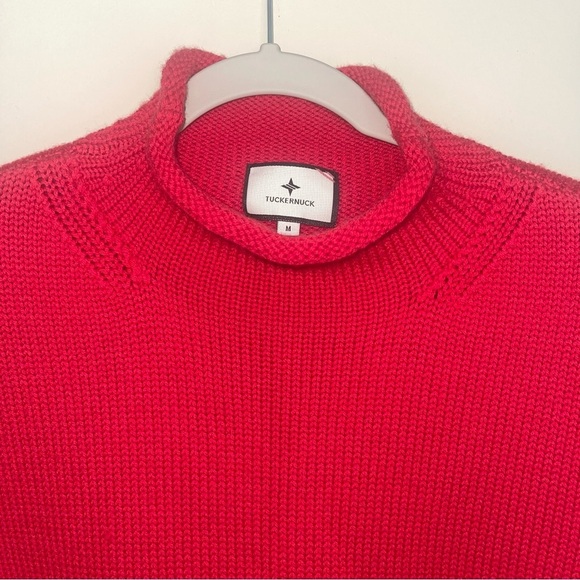 Tuckernuck Caldwell Roll Neck Sweater in Apple Red M 100% Wool Super Soft NEW! - Picture 4 of 7